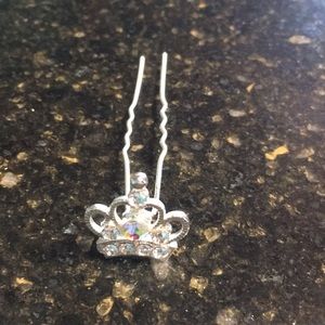 Tiara hair pin from England